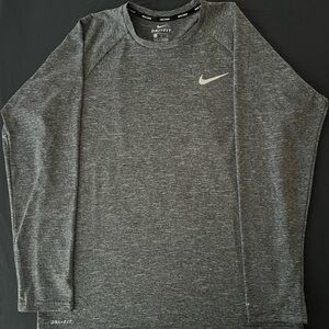 Nike Men's Gray Dri-FIT Shirt